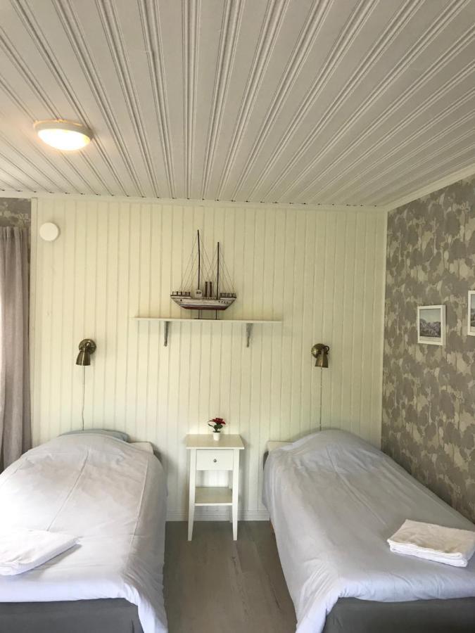 Bed and Breakfast Kastelholms Gaesthem Sund Exteriér fotografie
